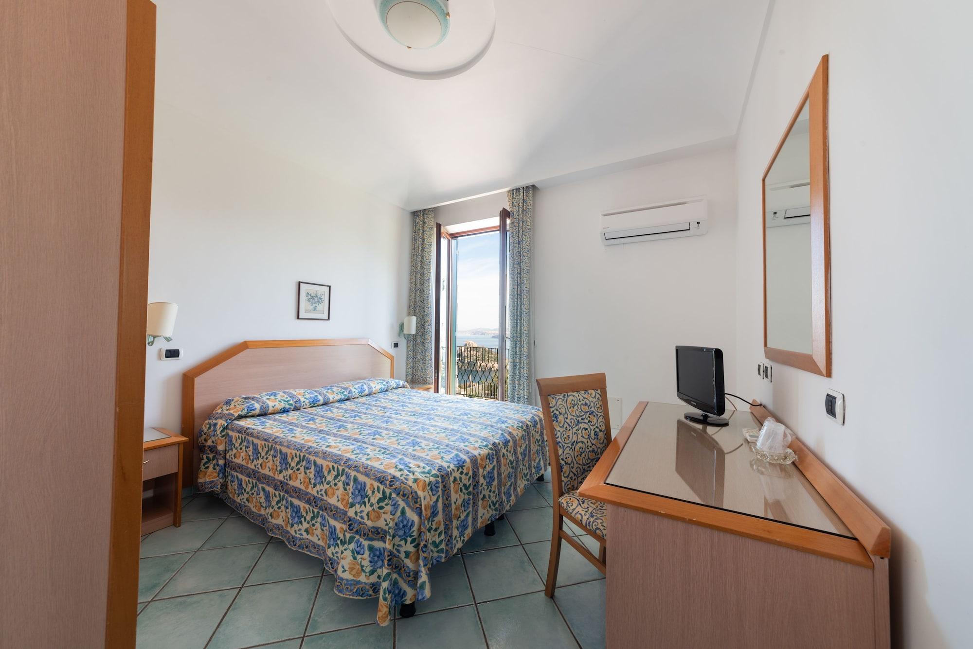 La Capannina - Hotel & Apartments Ischia Bagian luar foto