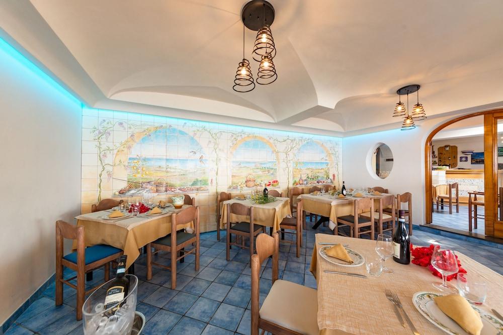 La Capannina - Hotel & Apartments Ischia Bagian luar foto