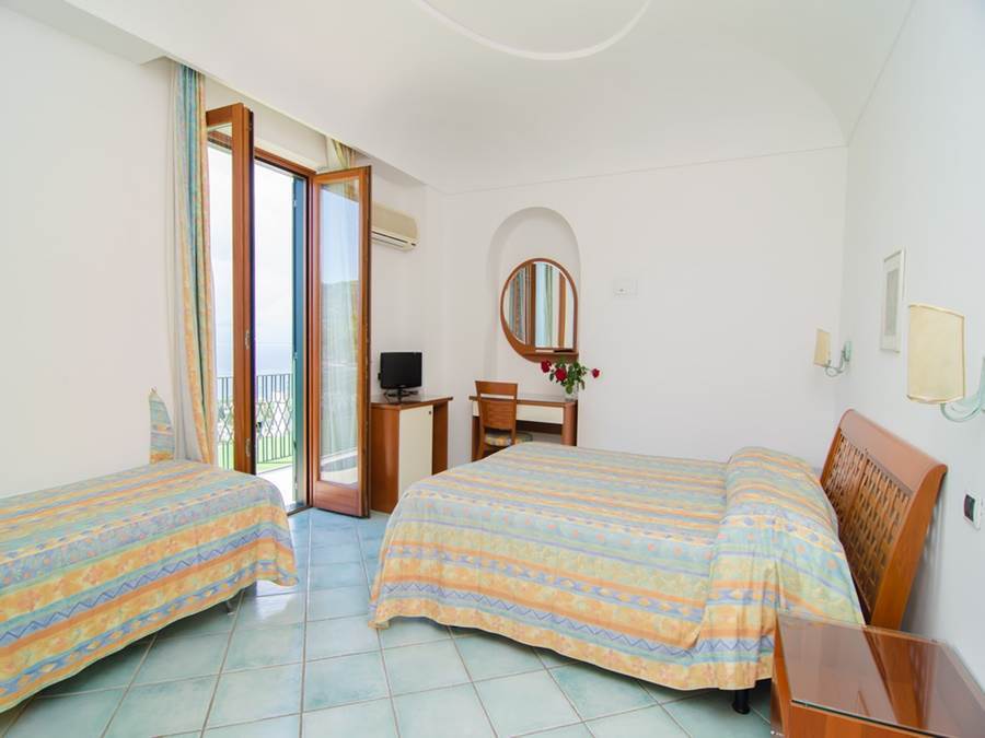La Capannina - Hotel & Apartments Ischia Bagian luar foto
