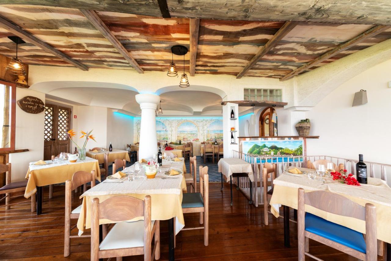 La Capannina - Hotel & Apartments Ischia Bagian luar foto
